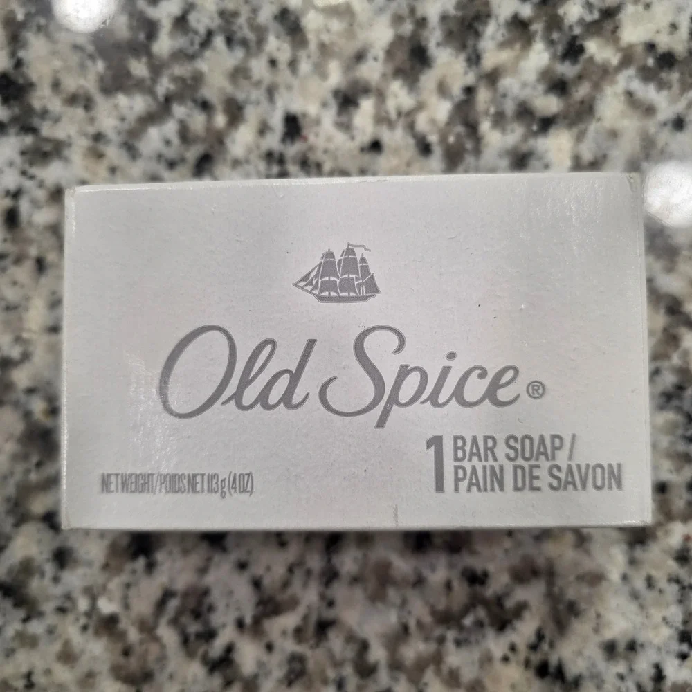 Old Spice Classic Bar Soap 4oz Single Bar 3018U1D1 White Box Clipper Ship Logo